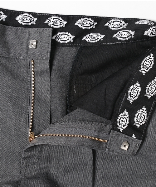 DISCOVERED(ディスカバード)の「【DISCOVERED×Dickies】STUDIOUS別注 サイドラインクロップドチノパンツ(チノパンツ・メンズ・グレー/ネイビー/ブラック/ブラウン・1/3/2)」の13枚目の写真