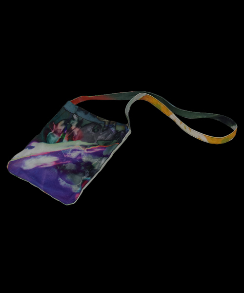 macromauro（マクロマウロ）の「【macromauro】 Wallase&Murron Special Order / MULTI PICTURE TOTO MINI（ショルダーバッグ・メンズ・A/C/D/E/B/F/G/H/I/J/K/M/N/L/P/O/Q/T/R/S/U/V/W/その他4/その他2/その他3/その他1/その他5・FREE）」の11枚目の写真