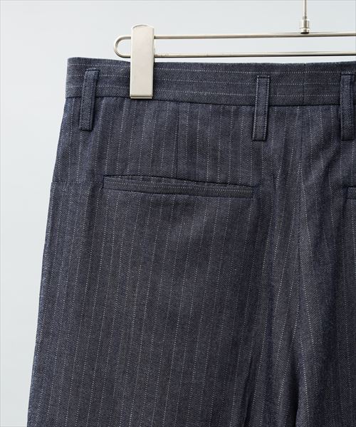 ADAM ET ROPE'（アダムエロペ）の「ロープインディゴピンストライプワイドスラックス（スラックス・メンズ・ネイビー/ブルー系その他2・S/M/L）」の6枚目の写真
