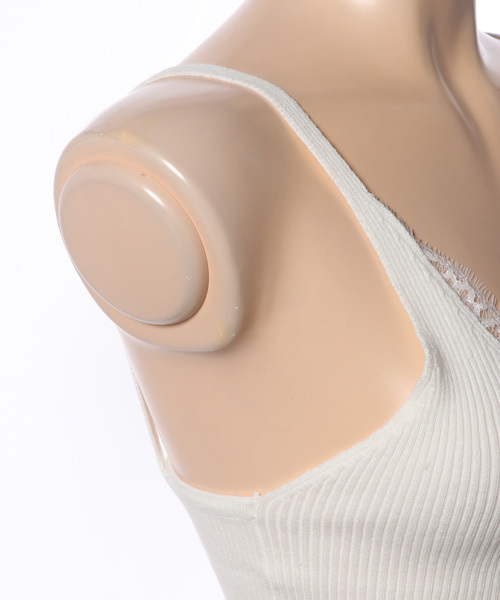 archives（アルシーヴ）の「レース付リブニットキャミ（ニット/セーター・レディース・シルバーグレー/ブラック/オフホワイト・MEDIUM）」の6枚目の写真