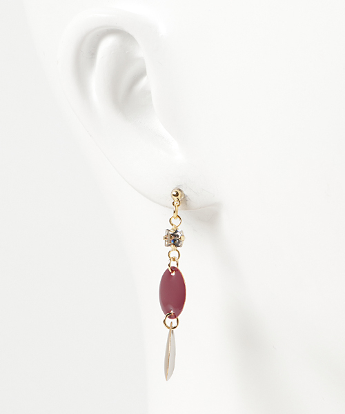 lily of the valley（リリーオブザバレイ）の「エポキシ×CZダイヤ樹脂ピアス/樹脂ノンホールピアス（イヤリング・レディース・A/B/C/D・FREE）」の5枚目の写真