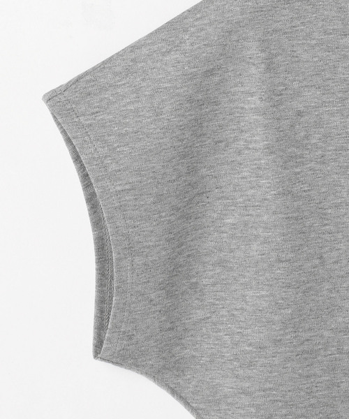 Tiara（ティアラ）の「ポンチウエストコンシャスVネックトップス（Tシャツ/カットソー・レディース・ブラック/アイボリー/ヘザーグレー・FREE）」の11枚目の写真