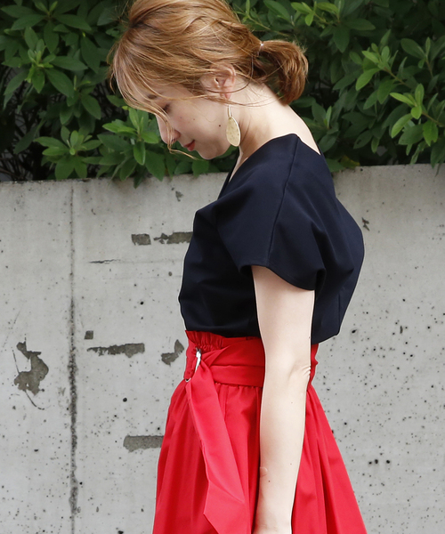 Tiara（ティアラ）の「ポンチウエストコンシャスVネックトップス（Tシャツ/カットソー・レディース・ブラック/アイボリー/ヘザーグレー・FREE）」の21枚目の写真