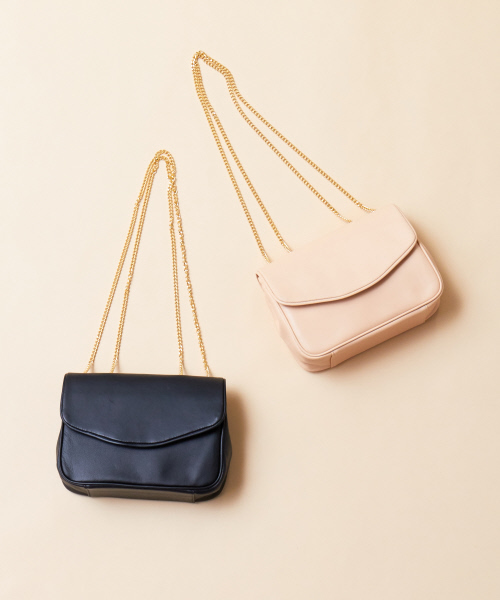 Abahouse Devinette（ドゥヴィネット）の「ソフトレザーチェーンショルダーバッグ（ショルダーバッグ・レディース・ベージュ/キャメル/ブラック・フリー）」の5枚目の写真