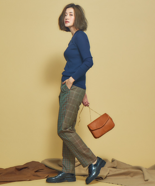 Abahouse Devinette（ドゥヴィネット）の「ソフトレザーチェーンショルダーバッグ（ショルダーバッグ・レディース・ベージュ/キャメル/ブラック・フリー）」の16枚目の写真