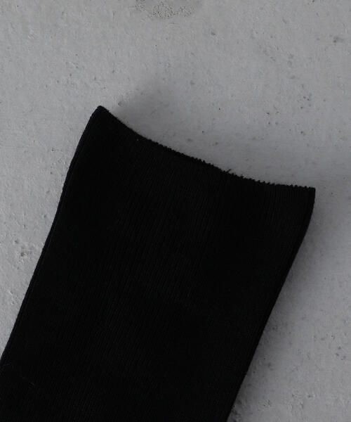 H BEAUTY&YOUTH UNITED ARROWS(エイチビューティーアンドユースユナイテッドアローズ)の「<H>RIB SOCKS/ソックス(ソックス/靴下・メンズ・ブラック/ホワイト・FREE)」の5枚目の写真