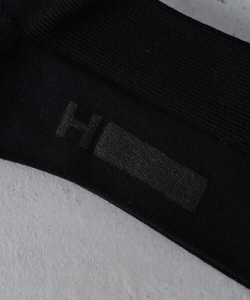 H BEAUTY&YOUTH UNITED ARROWS(エイチビューティーアンドユースユナイテッドアローズ)の「<H>RIB SOCKS/ソックス(ソックス/靴下・メンズ・ブラック/ホワイト・FREE)」の4枚目の写真