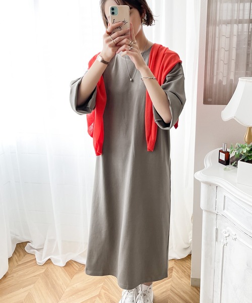 classicalelf(クラシカルエルフ)の「ポケット付きロング・マキシ丈ゆったりコットン(空紡糸)ワンピース(ワンピース・レディース・ブラック/杢グレー/モカ/オフホワイト/グレイッシュベージュ/ライトグリーン・MEDIUM/X-LARGE)」の14枚目の写真