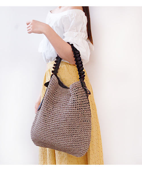 PASSE-DIX（パスディス）の「PASSE-DIX/パスディス　フリルワンハンドルペーパーかごバッグ（かごバッグ・レディース・アイボリー/グレー/ベージュ/オレンジ・FREE）」の3枚目の写真