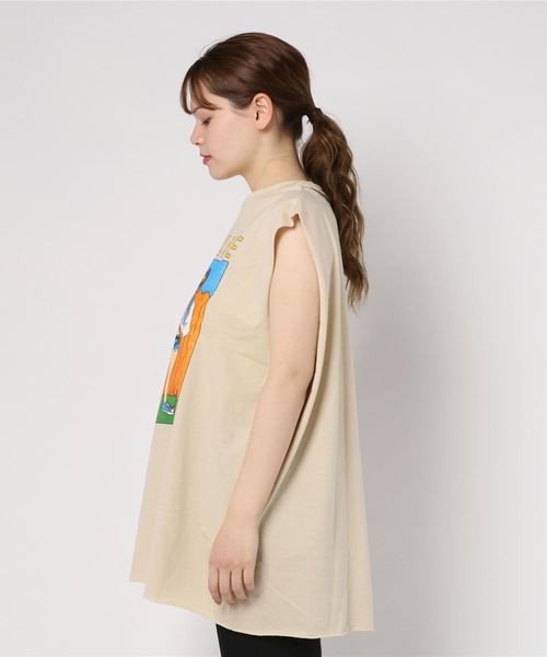 PUNYUS（プニュズ）の「DOGGYLIFEノースリーブＴシャツ（タンクトップ・レディース・グリーン/ベージュ/ブラック・3/4）」の4枚目の写真