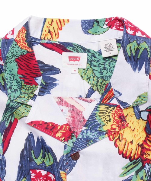 Levi's(リーバイス)の「オープンカラーシャツ PARROTS BRILLIANT WHITE PRINT(シャツ/ブラウス・メンズ・マルチ・L/M/S/XL)」の6枚目の写真