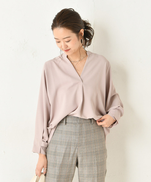 DouDou（ドゥドゥ）の「バックギャザーブラウス（シャツ/ブラウス・レディース・ベージュ/オフホワイト/ピンク・FREE）」の3枚目の写真