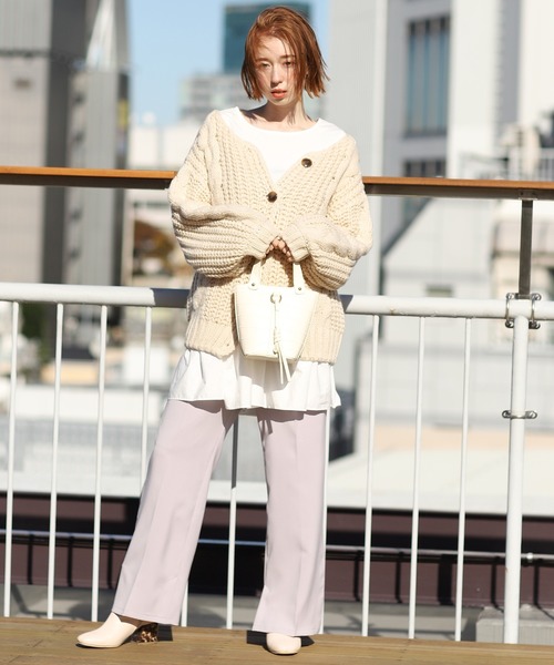 one after another NICE CLAUP(ワンアフターアナザーナイスクラップ)の「ローゲージニットカーディガン(カーディガン/ボレロ・レディース・ベージュ/ブラウン/カーキ/アイボリー・FREE)」の20枚目の写真