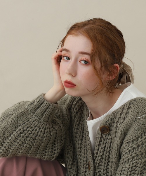 one after another NICE CLAUP(ワンアフターアナザーナイスクラップ)の「ローゲージニットカーディガン(カーディガン/ボレロ・レディース・ベージュ/ブラウン/カーキ/アイボリー・FREE)」の17枚目の写真