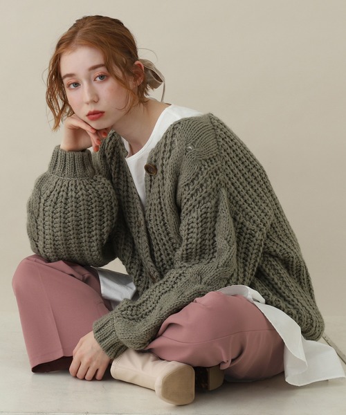 one after another NICE CLAUP(ワンアフターアナザーナイスクラップ)の「ローゲージニットカーディガン(カーディガン/ボレロ・レディース・ベージュ/ブラウン/カーキ/アイボリー・FREE)」の21枚目の写真