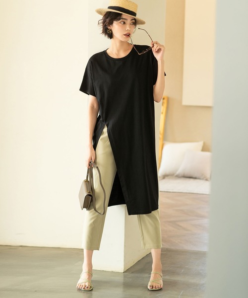 SAISON DE PAPILLON(セゾンドパピヨン)の「ビックシルエットスリット入りTシャツワンピース(ワンピース)」|ブラック