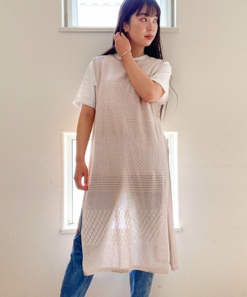 LOWRYS FARM（ローリーズファーム）の「スカシガラエプロンワンピ　887176（ワンピース・レディース・ベージュ/パープル/カーキ・FREE）」の15枚目の写真