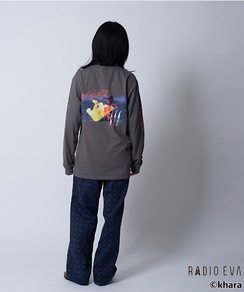 RADIO EVA(ラヂオエヴァ)の「RADIO EVA×FUN/FOR/FICTION×NOT CONVENTIONALコラボ//Unite-01 AWAKENING L/S TEE(Tシャツ/カットソー・レディース・チャコールグレー/ブラック・X-LARGE/LARGE/MEDIUM)」の6枚目の写真