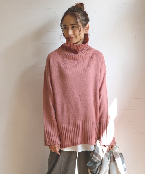 ikka(イッカ)の「バックスリットハイネックプルオーバー(ニット/セーター・レディース・ホワイト/ライトブルー/ブラック/ピンク/ダークベージュ/グレー・M/L)」の6枚目の写真