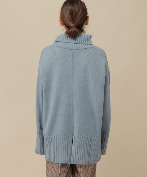 ikka(イッカ)の「バックスリットハイネックプルオーバー(ニット/セーター・レディース・ホワイト/ライトブルー/ブラック/ピンク/ダークベージュ/グレー・M/L)」の11枚目の写真