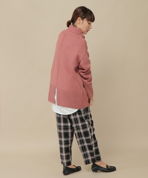 ikka(イッカ)の「バックスリットハイネックプルオーバー(ニット/セーター・レディース・ホワイト/ライトブルー/ブラック/ピンク/ダークベージュ/グレー・M/L)」の14枚目の写真