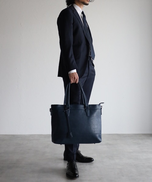 GUSCIO UOMO（グッシオ ウォーモ）の「【グッシオ ウォーモ】レザータッチ ビジネストートバッグ 自立タイプ 大きめサイズ（ビジネスバッグ・メンズ・ブラック/ダークグリーン/ブラウン/ダークブルー・FREE）」の14枚目の写真