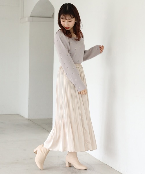 one after another NICE CLAUP(ワンアフターアナザーナイスクラップ)の「サテン消しプリーツスカート(スカート・レディース・アイボリー/モカ/ベージュ/オレンジ・FREE)」の18枚目の写真