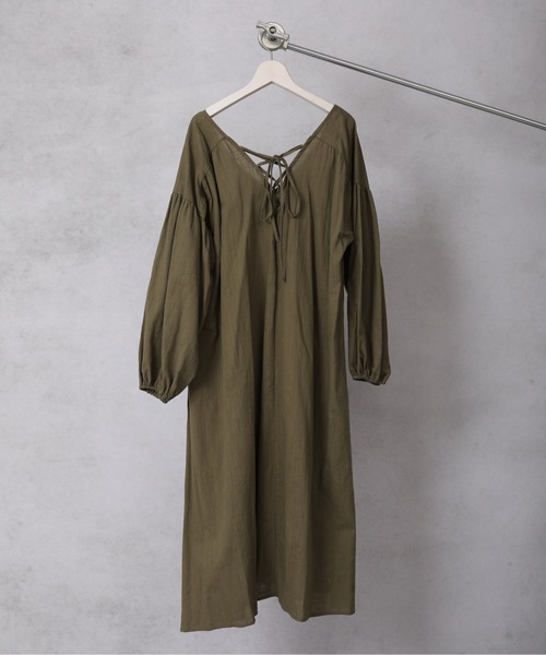 Bonjour Sagan(ボンジュールサガン)の「<前後2WAY>Vネックバルーンスリーブワンピース【ZOZO限定アイテム】(ワンピース・レディース・ブラック/モカ/カーキ・FREE)」の8枚目の写真