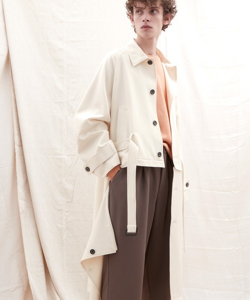 EMMA CLOTHES(エマクローズ)の「2WAY TRストレッチオーバーサイズ ラグランステンカラートレンチコート【EMMA CLOTHES/エマクローズ】(ステンカラーコート・メンズ・ブラック/ブラウン系その他/アイボリー・FREE)」の15枚目の写真