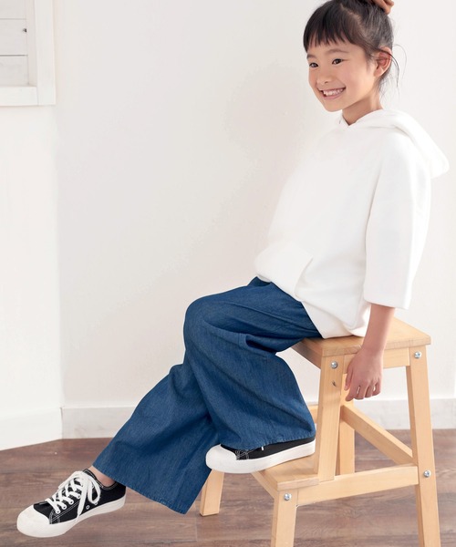 classicalelf(クラシカルエルフ)の「キッズ ゆるっとフレアテンセルパンツ。(その他パンツ・キッズ・ブルー/インディゴブルー・140/150/160/130)」の2枚目の写真