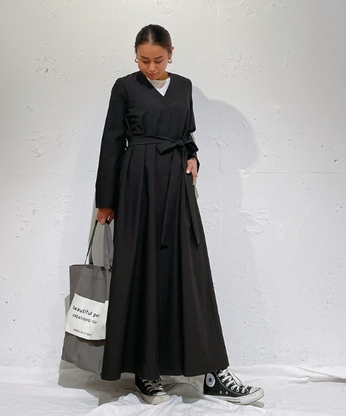 Vicente（ヴィセンテ）の「2way comfy onepiece（ワンピース・レディース・ブラック/ベージュ/サックスブルー・FREE）」の5枚目の写真