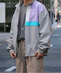 VANS ナイロンジャケット フード付き 紫 VANS（バンズ）｜ナイロンジャケット一覧 - WEAR