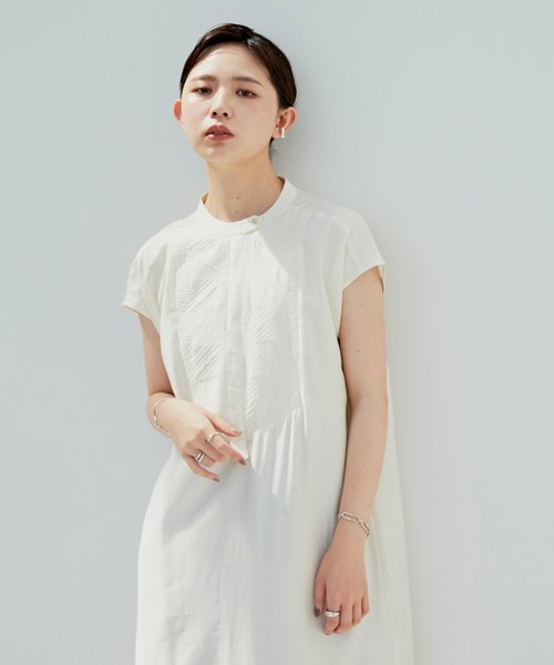 Aunt Marie's（アントマリーズ）の「デザインキルティングシャツワンピース（シャツワンピース・レディース・ホワイト/ブラック/ナチュラル・FREE）」の14枚目の写真