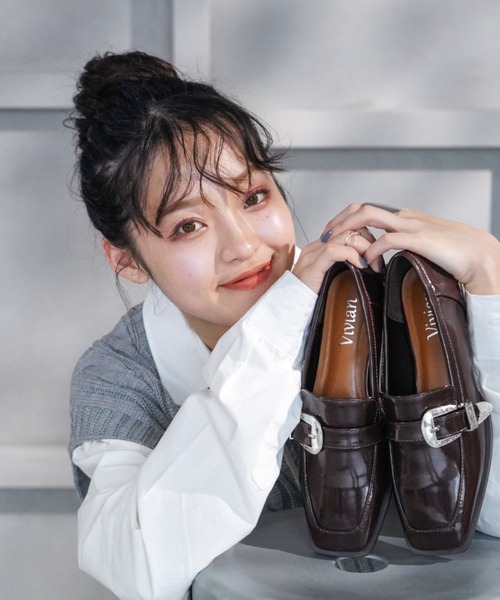 VIVIAN（ヴィヴィアン）の「スクエアトゥバックルベルトローファー  ZOZOTOWN+オフィシャルサイト限定商品（ローファー・レディース・ブラック/ダークブラウン/アイボリー・LL/S/M/L）」の19枚目の写真