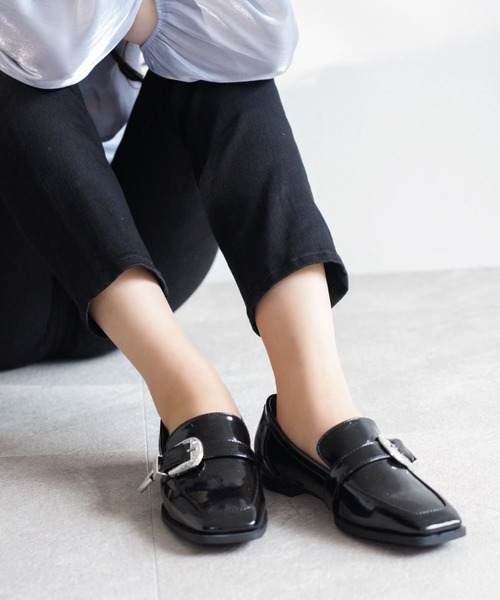 VIVIAN（ヴィヴィアン）の「スクエアトゥバックルベルトローファー  ZOZOTOWN+オフィシャルサイト限定商品（ローファー・レディース・ブラック/ダークブラウン/アイボリー・LL/S/M/L）」の17枚目の写真