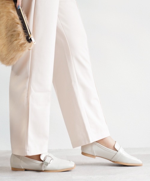 VIVIAN（ヴィヴィアン）の「スクエアトゥバックルベルトローファー  ZOZOTOWN+オフィシャルサイト限定商品（ローファー・レディース・ブラック/ダークブラウン/アイボリー・LL/S/M/L）」の4枚目の写真