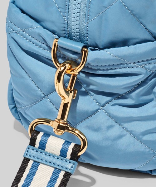 MARC JACOBS(マークジェイコブス)の「QUILTED NYLON/キルテッド ナイロン スモール ウィークエンダー(ボストンバッグ・レディース・ブルー系その他/ピンク系その他・ONE SIZE)」の9枚目の写真