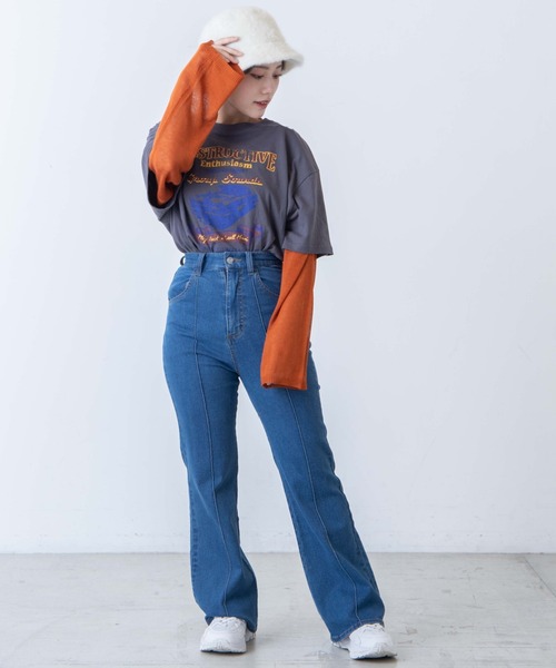 DuKKah(デュカ)の「Dukkah/【低身長向け】デニムピンタックフレアパンツ(デニムパンツ・レディース・ダークインディゴブルー/インディゴブルー/ブラック・XS/S)」の14枚目の写真