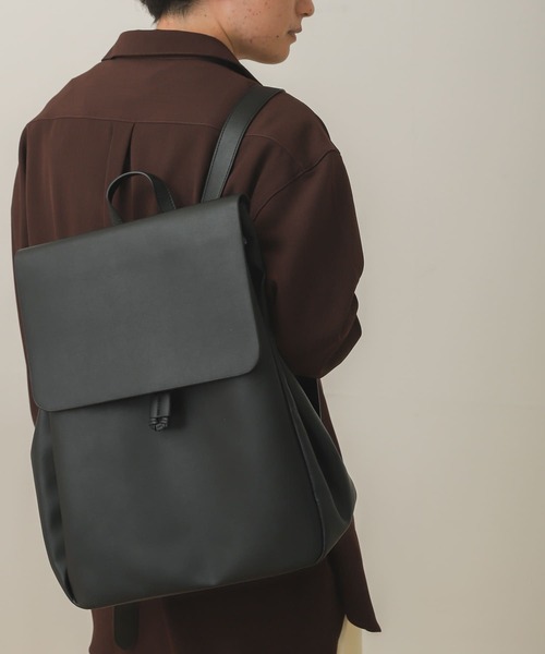 SENSE OF PLACE by URBAN RESEARCH(センスオブプレイスバイアーバンリサーチ)の「フェイクレザーバッグパック(バックパック/リュック・メンズ・ブラウン/ブラック・ONE)」の9枚目の写真