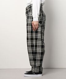 みー 60141277_b_01_215.jpg