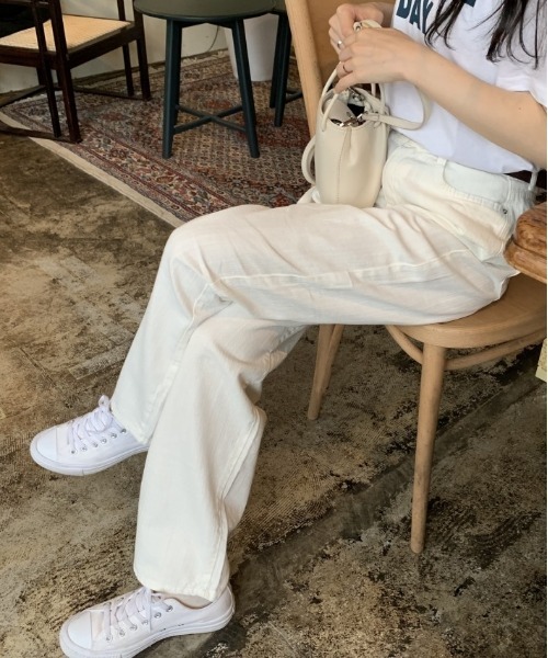 SONA（ソナ）の「SONYUNARA ハイウエストワイドパンツ（デニムパンツ・レディース・アイボリー/ネイビー・SMALL/MEDIUM）」の5枚目の写真