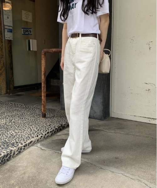 SONA（ソナ）の「SONYUNARA ハイウエストワイドパンツ（デニムパンツ・レディース・アイボリー/ネイビー・SMALL/MEDIUM）」の8枚目の写真