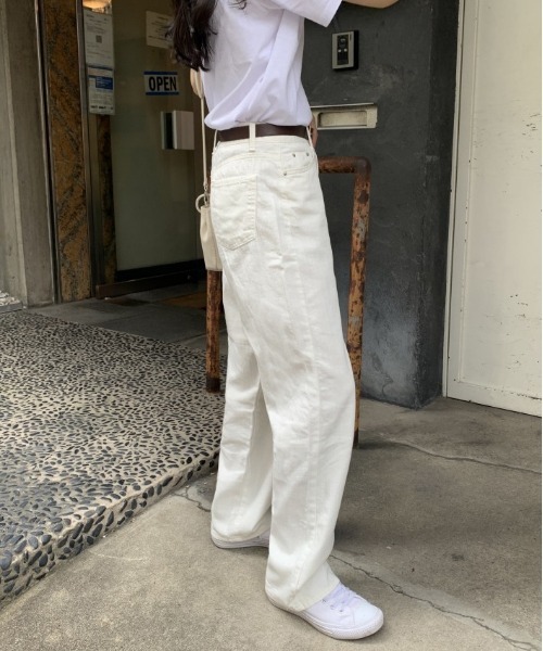 SONA（ソナ）の「SONYUNARA ハイウエストワイドパンツ（デニムパンツ・レディース・アイボリー/ネイビー・SMALL/MEDIUM）」の3枚目の写真
