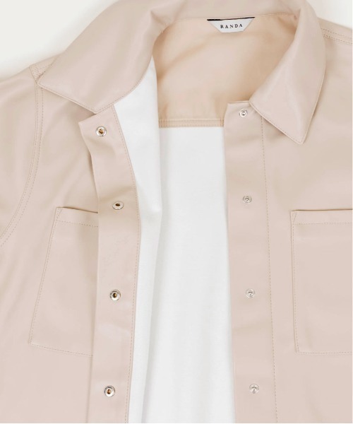 RANDA（ランダ）の「フェイクレザーCPOジャケット（ブルゾン・レディース・アイボリー/ダークブラウン/グリーン・FREE）」の17枚目の写真
