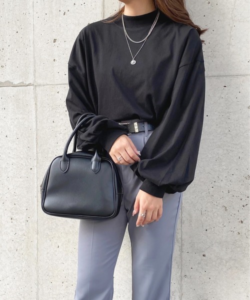 apres jour(アプレジュール)の「モックネック袖ボリュームロンT【ZOZOTOWN限定アイテム】(Tシャツ/カットソー・レディース・オフホワイト/アイボリー/ブラック・X-LARGE/フリー)」の3枚目の写真