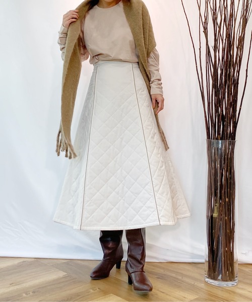 AZUL ENCANTO（アズールエンカント）の「バルーンギャザースリーブトップス（Tシャツ/カットソー・レディース・ライトブラウン/ホワイト・FREE）」の22枚目の写真