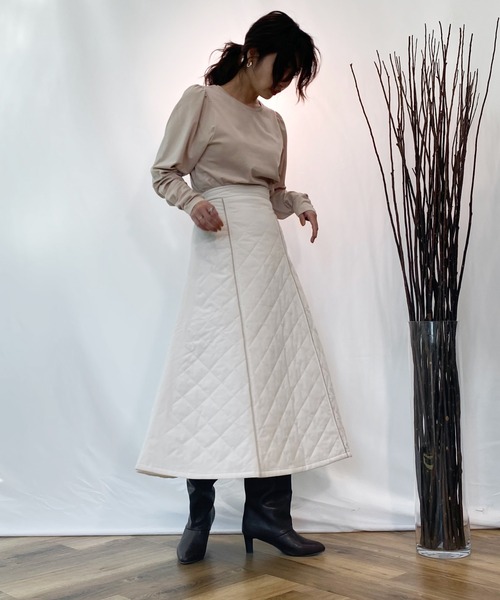 AZUL ENCANTO（アズールエンカント）の「バルーンギャザースリーブトップス（Tシャツ/カットソー・レディース・ライトブラウン/ホワイト・FREE）」の16枚目の写真