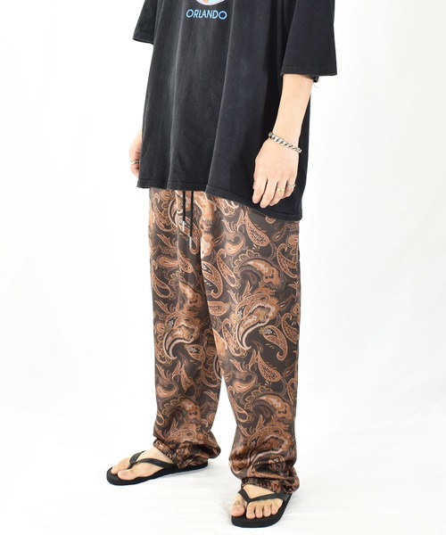 VINTAGE(ヴィンテージ)の「【ヴィンテージ古着】URBAN OUTFITTERS ペイズリー柄 パンツ(その他パンツ・メンズ・その他・LARGE)」の1枚目の写真