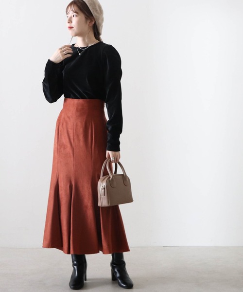 Cheek(チーク)の「リブベロアパワショルトップス(Tシャツ/カットソー・レディース・アイボリー/ブラック/ブラウン・MEDIUM)」の5枚目の写真