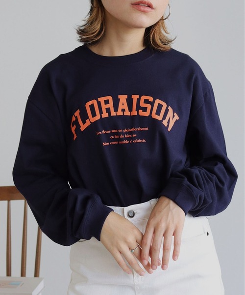 HER CLOSET（ハークローゼット）の「【shemoshelly】WEB限定カレッジロゴロンT 新色追加（Tシャツ/カットソー・レディース・ネイビー/ホワイト/スミクロ/ヘザーグレー/ネイビー系・L/S/M）」の4枚目の写真